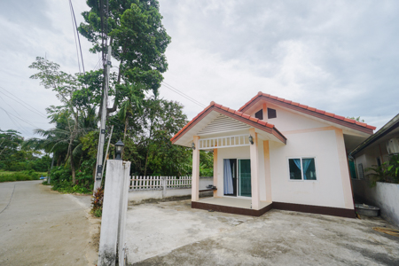 House for sale 3 bedrooms Na Mueang Subdistrict, Koh Samui District, Surat Thani Province