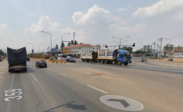 ที่ดิน ที่ดิน อ.ศรีมหาโพธิ จ.ปราจีนบุรี พื้นที่เท่ากับ 14 RAI 2 NGAN 74 ตาราง.วา  11748000 บาท. พร้อมเข้าอยู่ ติดถนนหลัก และอยู่ในผังเมืองสีชมพู (ชุมชน) ซึ่งเหมาะสำหรับสร้างหมู่บ้านจัดสรร