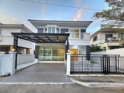 มณีรินทร์ เลคแอนด์พาร์ค ราชพฤกษ์