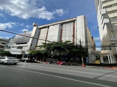 ให้เช่าอาคารพาณิชย์ 4 คูหา 4.5 ชั้น ใจกลางเยาวราช ใกล้แหล่งท่องเท