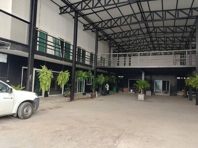 ให้เช่าอาคาร 2 ชั้น 1,500 ตรม. รัชดา 14 พร้อมลานจอดรถ ใกล้ MRTห้ว