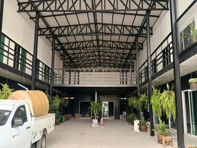 ให้เช่าอาคาร2ชั้น 1500ตร.ม ย่านรัชดา14 ใกล้MRTห้วยขวาง