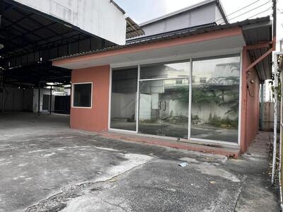 ให้เช่าโกดัง100ตร.ว.ย่านลาดพร้าว71 นาคนิวาส18ใกล้MRTลาดพร้าว71