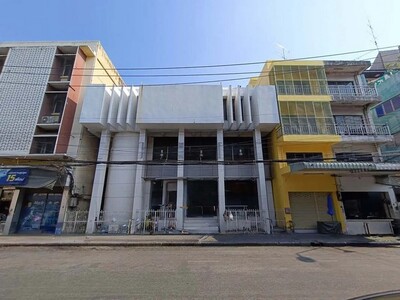 ขาย สำนักงาน ถนนอัมรินทร์-ราชบุรี เมืองราชบุรี ราคาโปรโมชั่น