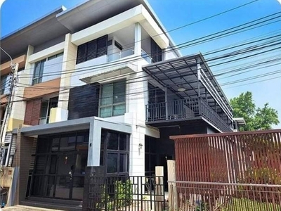 ให้เช่า ทาวน์โฮม 3 ชั้น ซอยแจ้งวัฒนะ-ปากเกร็ด 19 
