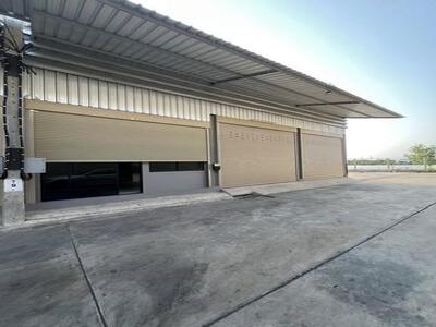 ให้เช่าโกดัง 200 ตรม. 1 ออฟฟิศ ซอยประชาอุทิศ 90 พระสมุทรเจดีย์