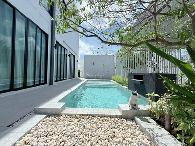 Modern Pool Villa 2 ชั้น บ้านมุม จัดเต็มเฟอร์นิเจอ หางดง
