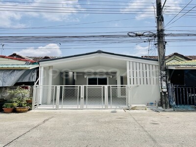 ขายบ้านแฝด ชั้นเดียว มบ.วัฒนาร่มไทร หนองจอก