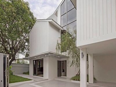 ขายบ้านเดี่ยว 3 ชั้น ใกล้เอกมัย ทองหล่อ ซอยปรีดี 14