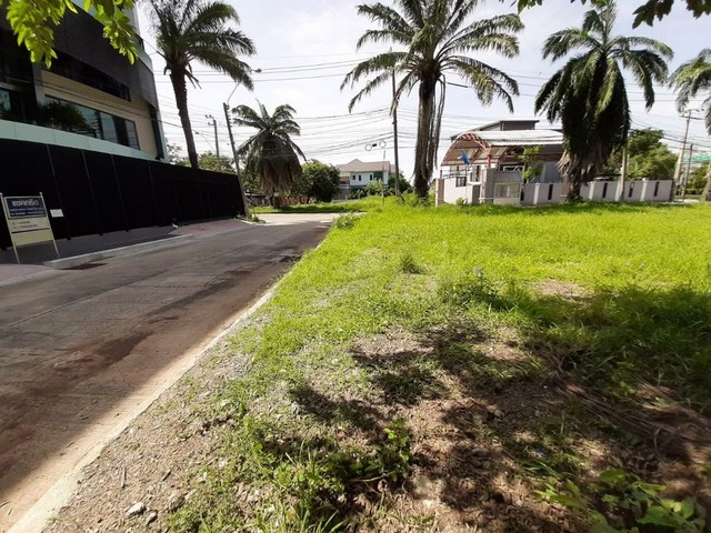 AL0063Jขาย ที่ดินเปล่า ในหมู่บ้านกฤษดานครปิ่นเกล้า โครงการ 20เนื้อที่  197 ตรว. ติดถนนบรมราชชนนี 