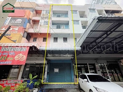 อาคารพาณิชย์ สี่แยกสวนสมเด็จ ปทุมธานี ใกล้ โรบินสัน ศรีสมาน