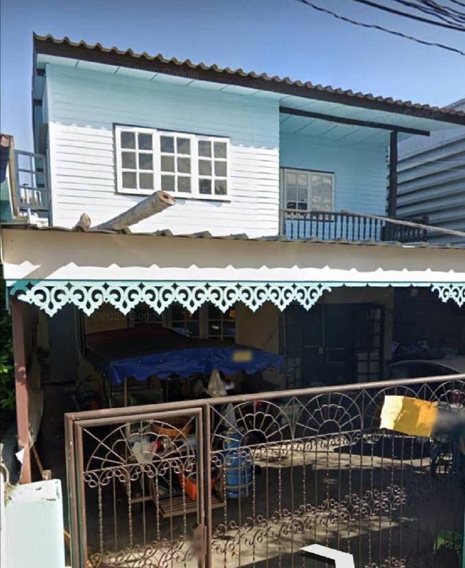 บ้าน - 50 Square Wah 4BEDROOM2ห้องน้ำ 2950000 บ. N I C E!
