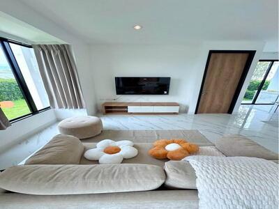 ให้เช่าบ้านแฝด 2 ชั้น โคโม่ เบียงก้า บางนา สไตล์ Minimal Eco Livi