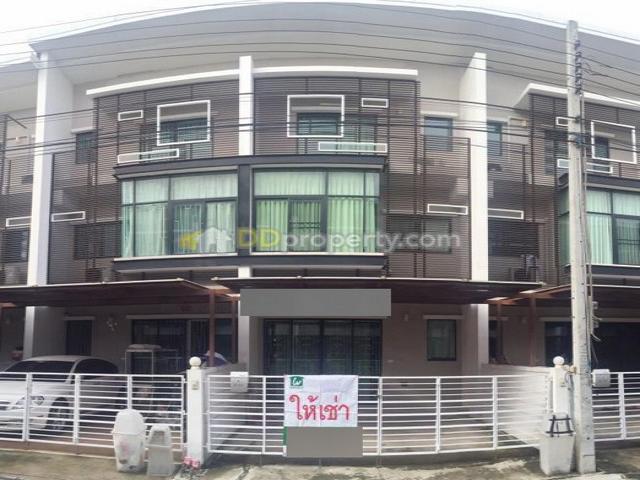 ให้เช่าทาวน์โฮม 3 ชั้น หมู่บ้าน Town Plus x ใกล้เดอะมอลงามวงศ์วาน 