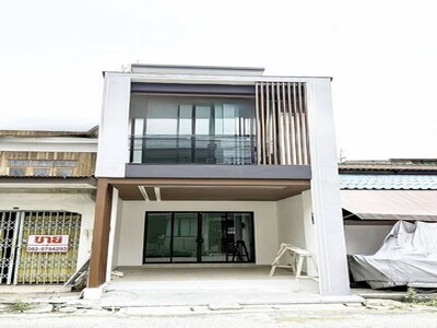 ขายทาวน์โฮมรีโนเวทใหม่ ในเมืองหาดใหญ่  ย่านทำเลธุรกิจ จังหวัดสงขล
