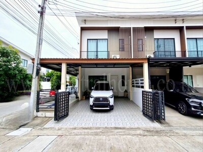 ขายด่วน ทาวน์โฮม เดอะ คอนเนค 41 แจ้งวัฒนะ-ติวานนท์ หลังมุม ราคาถู