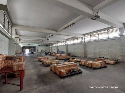 ให้เช่าโกดัง 350 ตร.ม.ย่านบรรทัดทองปทุมวันสยามหัวลำโพงสามย่าน