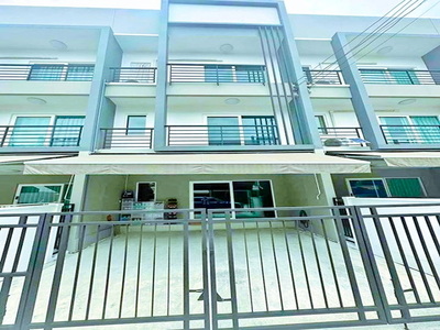 บ้านทาวน์โฮม 3 ชั้น 20 ตร.วารร.นานาชาติราฟเฟิลส์อเมริกัน 2.5 กม.