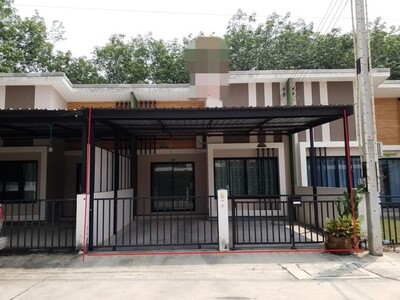 ขายทาวน์เฮ้าส์มือสองปลวกแดง  โครงการเอสซีวิลเลจ (ปลวกแดง-แม่น้ำคู