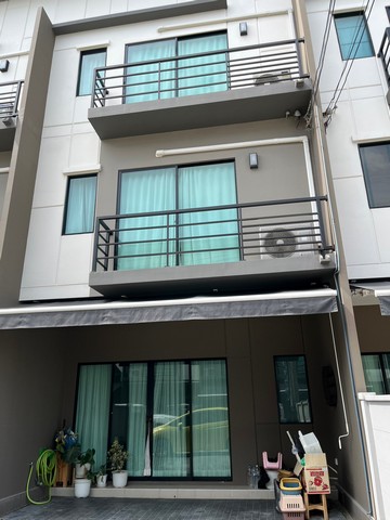 Baan Klang Muang ราชพฤกษ์-สาทร บ้านเปล่า 17 ตารางวา