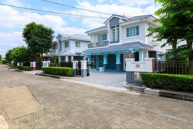 ขายบ้านเดี่ยว 2 ชั้น ใกล้ MRTบางรักน้อยท่าอิฐ  หมู่บ้านมัณฑนา ราชพฤกษ์ รัตนาธิเบศร์ พื้นที่ 59.1 ตารางวา 3 ห้องนอน 2 ห้องน้ำ