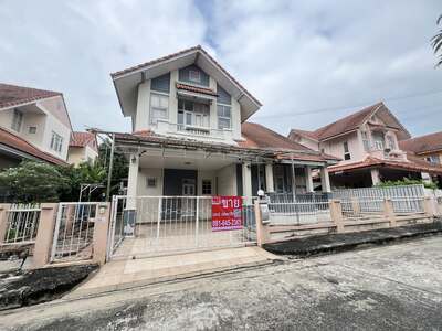 บ้านเดี่ยว วรารักษ์ รังสิต-คลอง 3  ซอย 1 ถนนเลียบคลองสาม