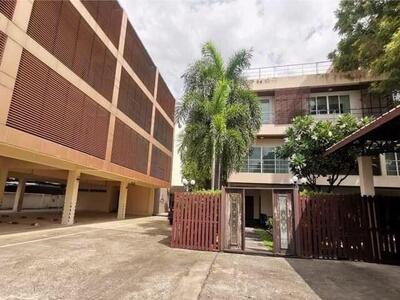 P1707 ขายที่ดิน  สุขุมวิท 101 ซอยปุณณวิถี 34