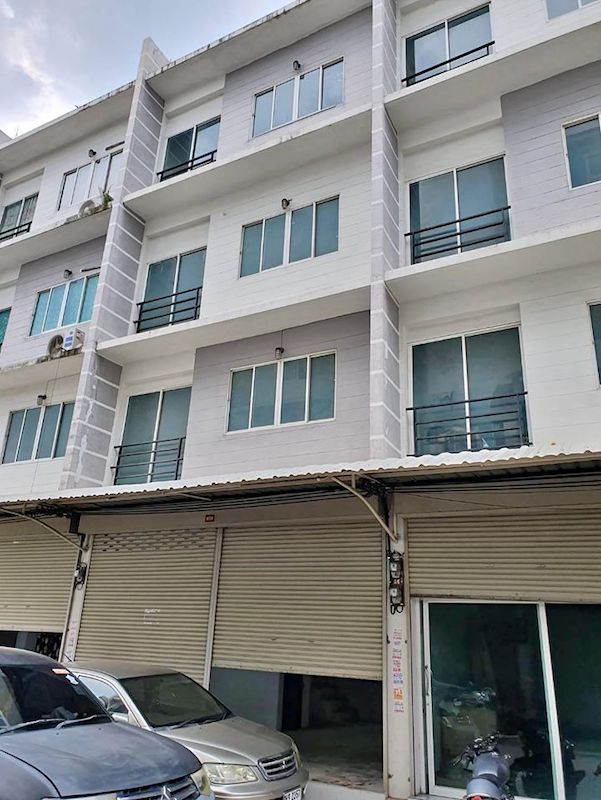BH430 ให้เช่าอาคารพาณิชย์ 4ชั้น 2ห้องนอน 2ห้องน้ำ อ.บางกรวย จ.นนทบุรี