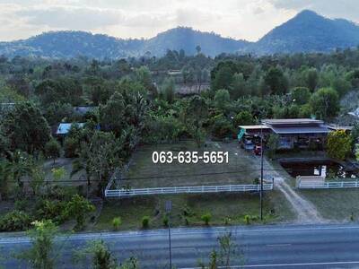 ขายสวนไม้ผลติดถนนหลักเขาพระ ทำเลดี ใกล้อ่างเก็บน้ำห้วยปรือ