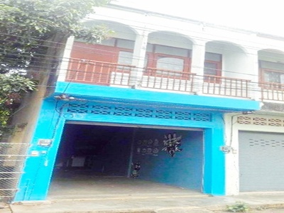 รร.ลำปางกัลยาณี 600 ม. ตึกแถวให้เช่าใจกลางเมืองลำปาง  3 นอน