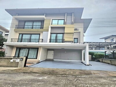 ghd000813R ให้เช่าบ้านเดี่ยว 3 ชั้น โกลเด้น เพรสทีจ วัชรพล สุขาภิ