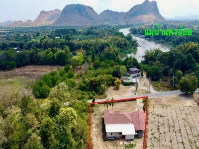 ขายบ้าน ติดเขา กาญจนบุรี  พื้นที่ 2 ไร่ ( ใกล้แม่น้ำแควน้อย )
