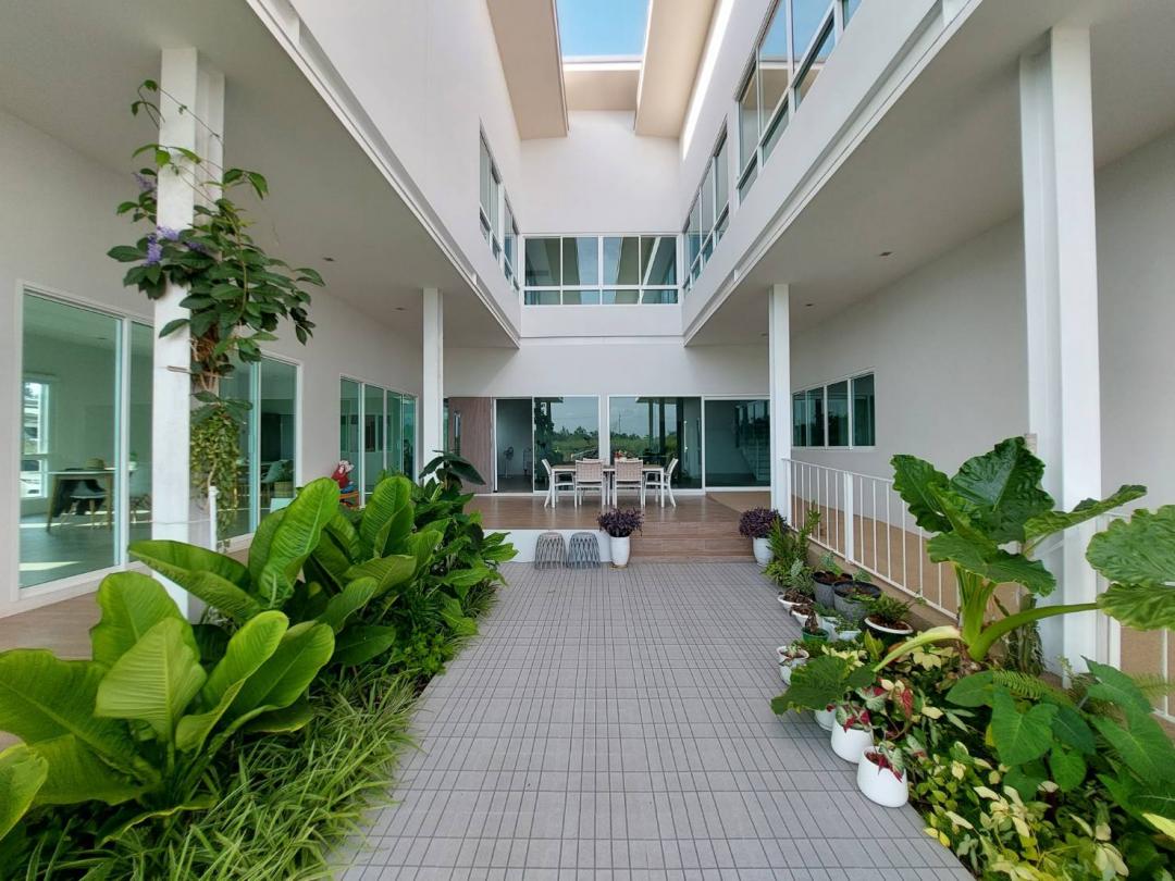 ให้เช่าบ้านเดี่ยว2ชั้นพื้นที่ใช้สอย1,000 ตร.ม. พร้อมที่ดิน 6 ไร่ พร้อมย่านอ.เมืองฉะเชิงเทรา จ.ฉะเชิงเทรา