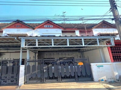 ให้เช่า ทาวน์เฮ้าส์2ชั้น หลังมุม  เอกชัย 46  ชุมชนใกล้ Big Cกัลปพ