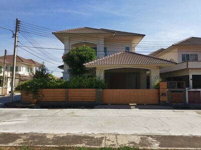 ขายบ้านเดี่ยว หมู่บ้านรอยัล การ์เด้นท์ ถนนสายบุรีรัมย์-สุรินทร์ 