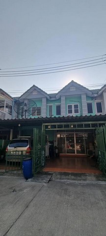 ขายทาวเฮ้าส์ 2 หลังติดกัน เลขที่ 147/170 และ 147/172 ซอย 3/1 หมู่บ้านมณีแก้วกรีนเฮ้าส์ ม.5 ต.ห้วยกะปิ อ.เมืองชลบุรี จ.ชลบุรี