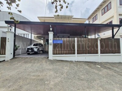 บ้านเดี่ยว 116 ตร.วา หมู่บ้านศรีนครพัฒนา นวมินทร์ 24 พร้อมอยู่