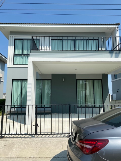 บางปะกง ติดมอเตอร์เวย์ ใกล้สุวรรณภูมิ 4นอน เปิดซิงครบ! 51ตร.ว. 210 ตรม. 4น้ำ 3 คัน แอร์ 5ตัว 