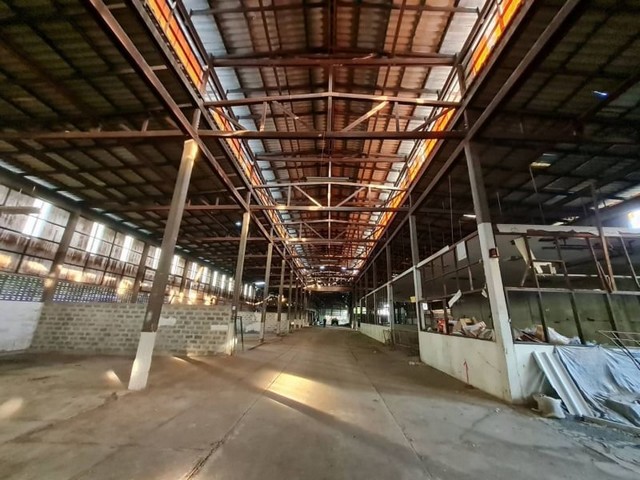 ให้เช่าที่ดิน เนื้อที่ 3 ไร่ พร้อมโกดังสไตล์ Loft ใจกลางเมือง ติดริมแม่น้ำเจ้าพระยา ซอยเจริญนคร จากรถไฟฟ้ากรุงธนบุรี เพียง 800 เมตร 