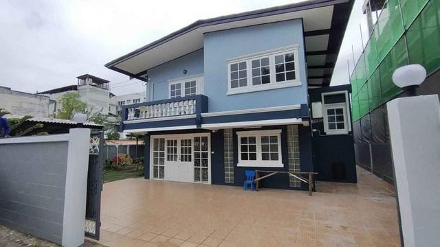 PB4425 ให้เช่าบ้านเดี่ยวหลังมุม ซอยจรัญสนิทวงศ์ 75 จอดรถในบ้านได้ 6 คัน 