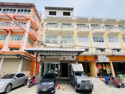 อาคารพาณิชย์ 3.5 ชั้น 2 คูหา มั่งมีวิลเลจ เทียนทะเล19 วัดหัวกระบื