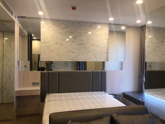 Ashton Asoke safe peaceful beautiful view 36th floor BTS Asoke