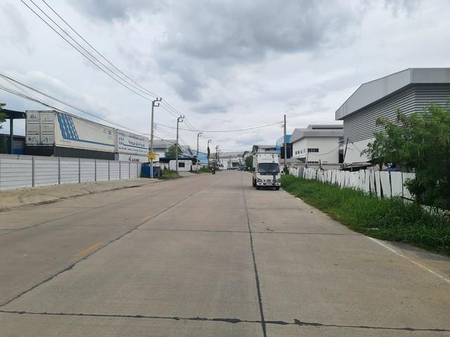 ขายที่ดินถมแล้ว เนื้อที่ 17 ไร่ 1 งาน 70 ตรว.  พื้นที่สีเหลือง บางบ่อ สมุทรปราการ เหมาะสร้างหมู่บ้าน โรงงานหรือโกดังคลังสินค้า