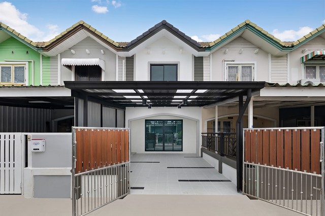 ทาวน์เฮ้าส์แต่งใหม่ พฤกษา 30/1 บ้านกล้วย-ไทรน้อย ต่อเติมครบพร้อมอยู่