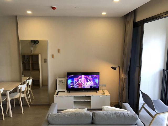 Ashton Asoke spacious safe peaceful 18th floor BTS Asoke