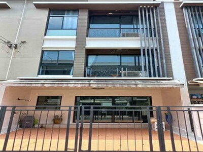 P1047 ให้เช่าทาวน์โฮม 3ชั้น โครงการ บ้านกลางเมือง นวมินทร์ 42