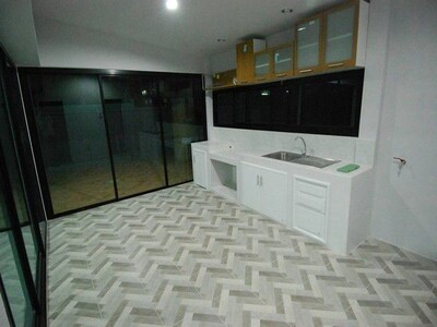 P1051 ให้เช่าหมู่บ้าน โชคชัย 4 ซอย 56 ต.รวมโชค ลาดพร้าว 