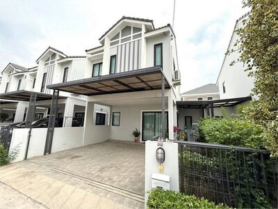 ขายทาวน์โฮม 2 ชั้น สไตล์บ้านแฝด ใกล้สุขุมวิท บางพระ-ศรีราชา