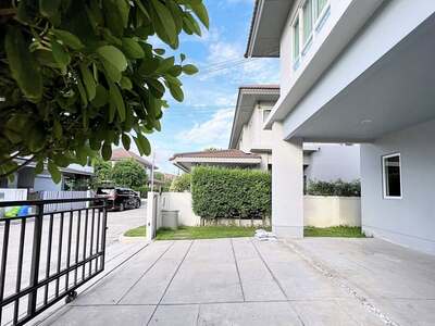 บ้านตกแต่งบิ้วอินใหม่ให้เช่าLife Bangkok Boulevard Rangsit 