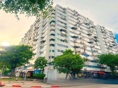ขายด่วน! คอนโดห้องคู่   76.78 ตร.ม. แค่ 1.25 ล้าน ใจกลางเมืองทอง